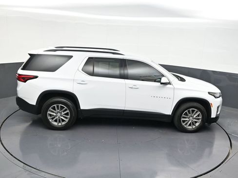 Used 2024 Chevrolet Traverse LT FWD image 23