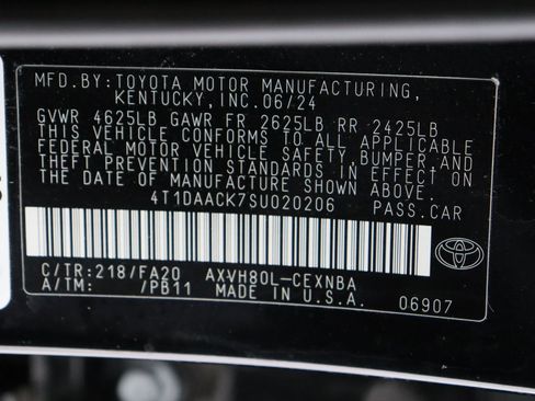 Used 2025 Toyota Camry LE FWD image 40