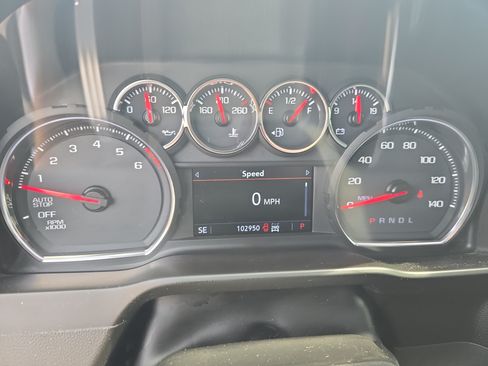 Used 2019 Chevrolet Silverado 1500 LT Trail Boss AWD/4WD image 19