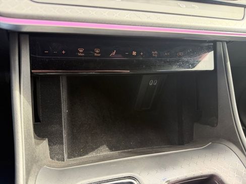 Used 2025 Jeep Wagoneer S Limited image 20