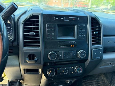 Used 2017 Ford F350 XL w/ Power Equipment Group AWD/4WD image 19