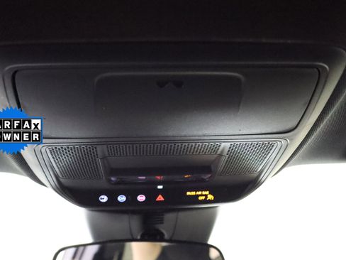 Certified 2025 GMC Acadia Elevation AWD/4WD image 28
