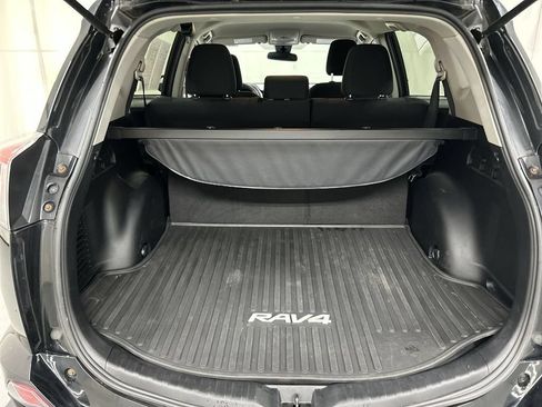 Used 2017 Toyota RAV4 LE w/ All Weather Liner Package AWD/4WD image 21