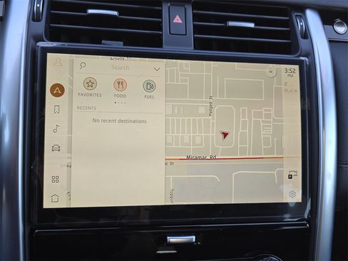 New 2025 Land Rover Discovery S image 24