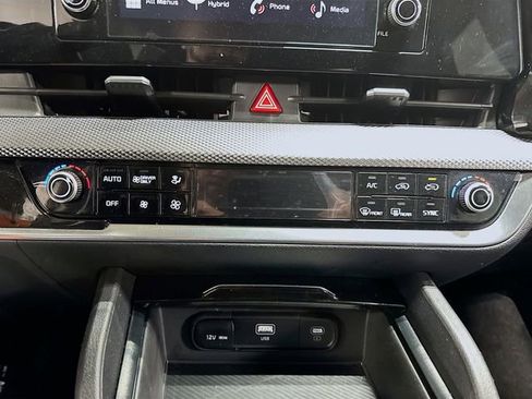 Used 2023 Kia Sportage LX image 22