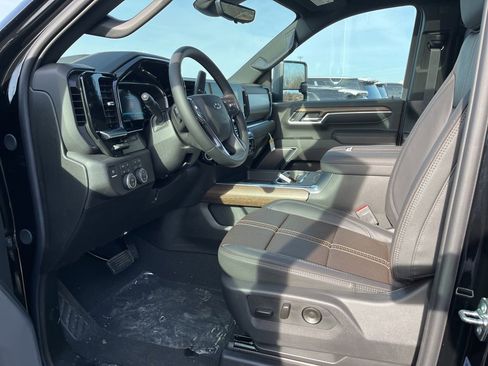 New 2026 Chevrolet Silverado 2500 High Country w/ Midnight Edition image 7