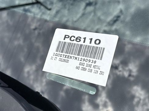 Used 2021 Chevrolet Colorado ZR2 w/ Colorado ZR2 Bison Edition image 30