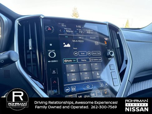 Used 2023 Subaru Ascent Premium w/ Convenience Package image 6