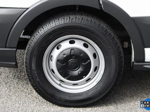 Used 2017 Ford Transit 350 XL image 34