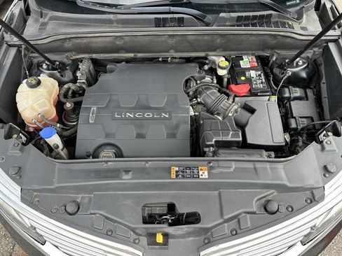 Used 2017 Lincoln MKX Reserve w/ Driver Assistance Package image 10