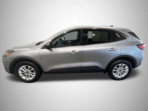 Used 2022 Ford Escape SE image 6