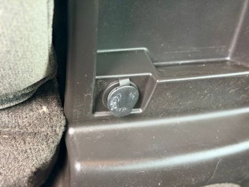 Used 2010 Chevrolet Impala LS FWD image 17