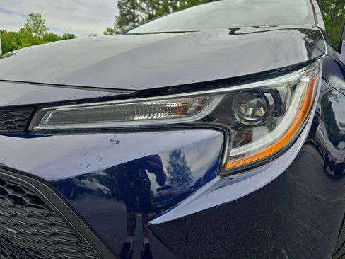 Used 2022 Toyota Corolla LE FWD image 29