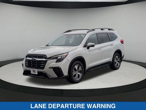 Certified 2023 Subaru Ascent Premium w/ Convenience Package AWD/4WD image 8