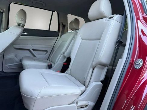 Used 2018 Volkswagen Atlas SEL w/ R-Line Package AWD/4WD image 10