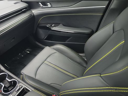 Certified 2026 Kia K5 GT FWD image 14