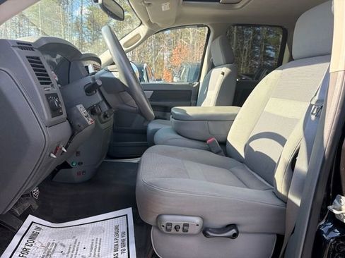 Used 2008 Dodge Ram 2500 Truck SLT w/ Navigation Convenience Group image 11