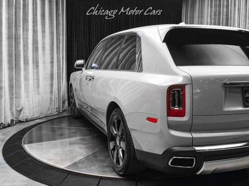 Used 2023 Rolls-Royce Cullinan image 46