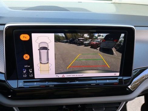 New 2026 Volkswagen Atlas Peak Edition AWD/4WD image 23