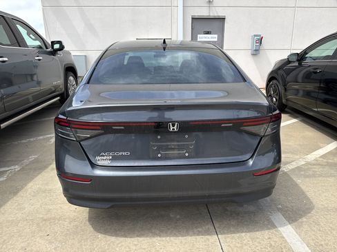 Used 2023 Honda Accord LX image 9