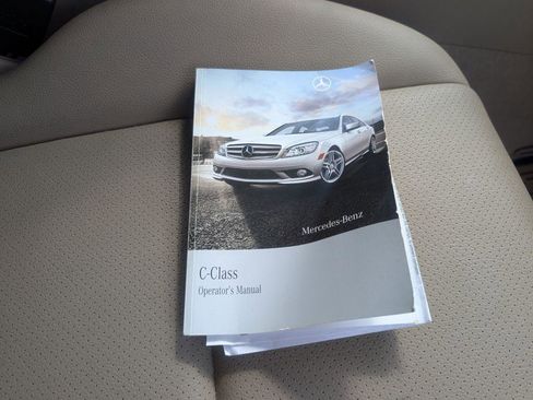 Used 2010 Mercedes-Benz C 300 4MATIC Sedan image 15