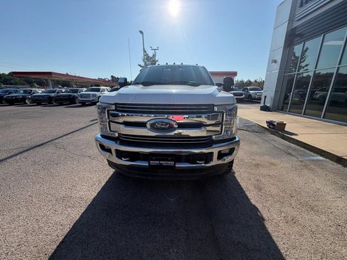 Used 2018 Ford F250 Lariat w/ Lariat Ultimate Package AWD/4WD image 6