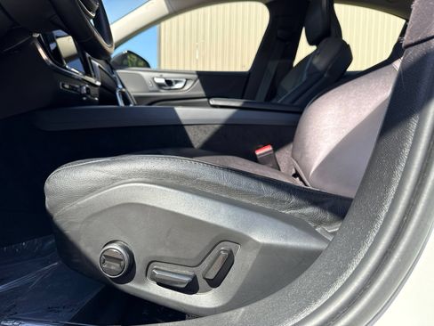 Used 2024 Volvo S60 B5 Core AWD/4WD image 26