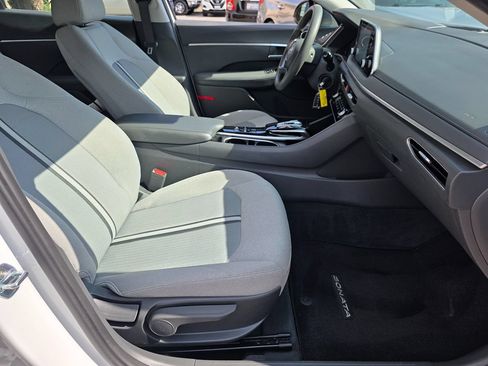Used 2021 Hyundai Sonata SE FWD image 14