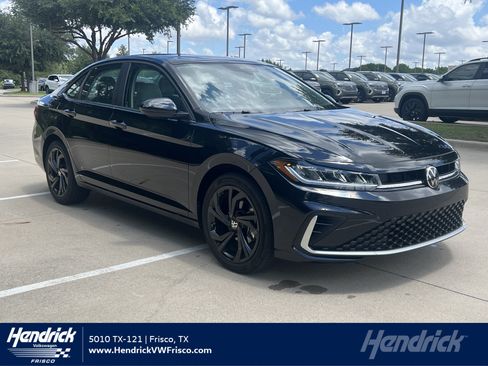 Certified 2026 Volkswagen Jetta SE w/ Black Wheel Package FWD image 1