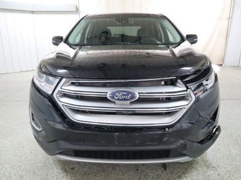 Used 2017 Ford Edge Titanium w/ Equipment Group 302A AWD/4WD image 7