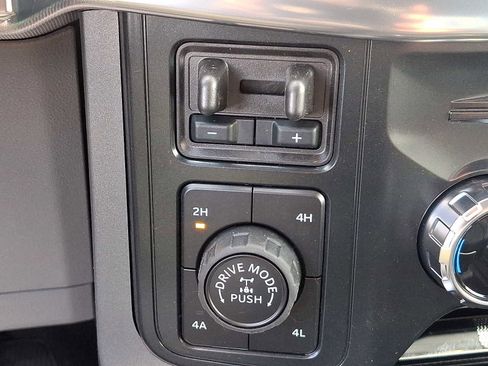 New 2025 Ford F150 Lariat w/ Equipment Group 502A High image 19