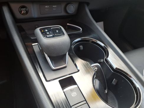 Used 2024 Nissan Rogue SL AWD/4WD image 21