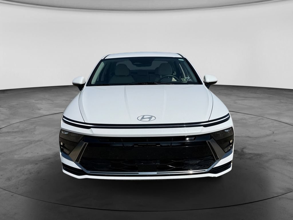 Used 2025 Hyundai Sonata SEL FWD image 3