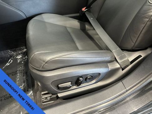 Used 2023 Lexus ES 350 w/ Accessory Package (Z2) FWD image 14