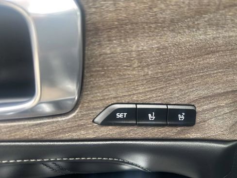 Used 2022 Kia Sorento SX Prestige image 23