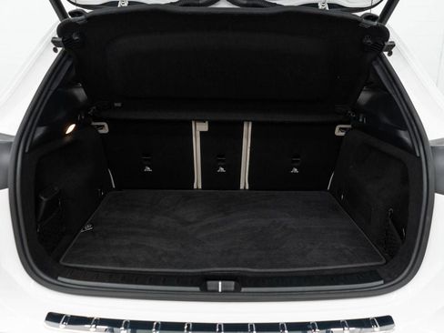 Used 2025 Mercedes-Benz GLA 250 4MATIC w/ Winter Package image 27
