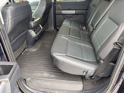 Used 2022 Ford F150 Lariat image 11