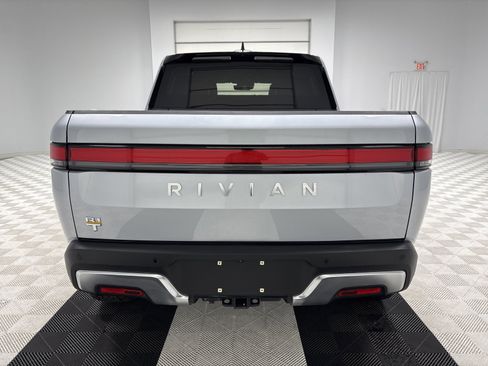 Used 2023 Rivian R1T Adventure image 4
