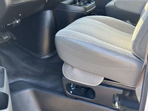 Used 2023 Chevrolet Express 2500 w/ Driver Convenience Package image 17