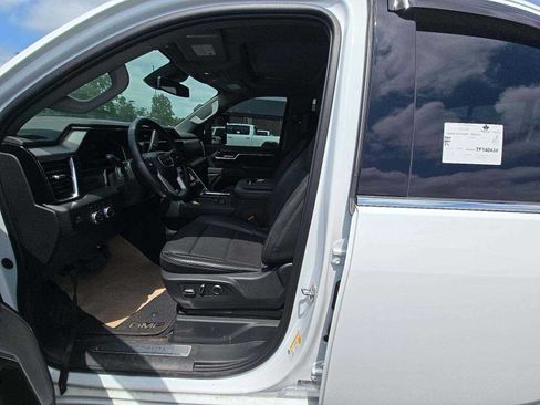 Used 2026 GMC Sierra 3500 Denali AWD/4WD image 2