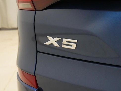 Used 2023 BMW X5 xDrive40i w/ M Sport Package image 22