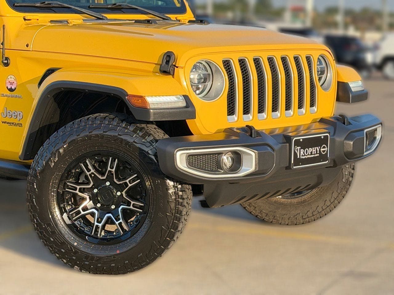 Used 2019 Jeep Wrangler Unlimited Sahara AWD/4WD image 8