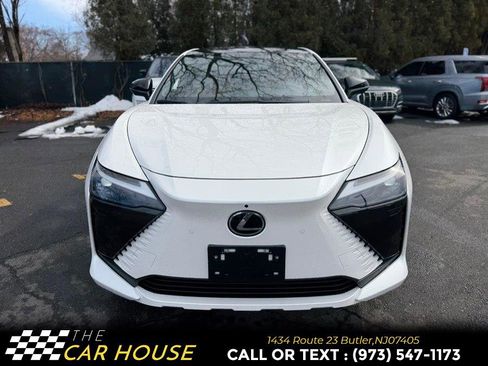 Used 2025 Lexus RZ 300e w/ Accessory Package (Z1) image 3