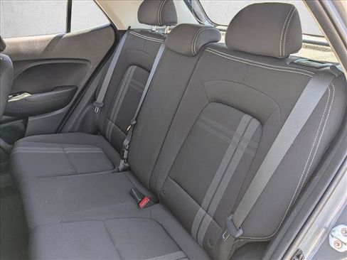 Used 2021 Hyundai Venue SEL w/ Cargo Package FWD image 17