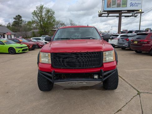 Used 2007 GMC Sierra 1500 SLE w/ Z71 Off-Road Package image 2