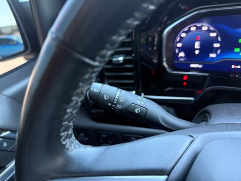 Used 2024 Chevrolet Silverado 1500 LT image 16