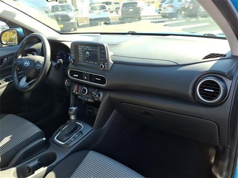 Used 2018 Hyundai Kona SEL image 16