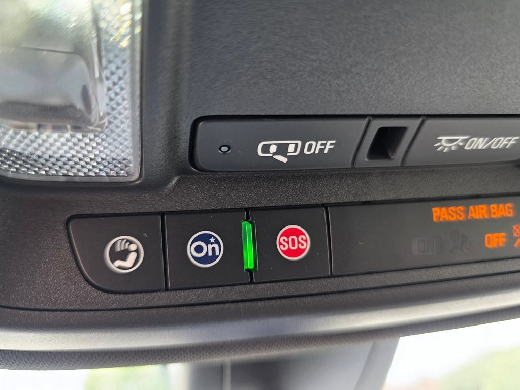 Certified 2023 Chevrolet Traverse LT FWD image 26