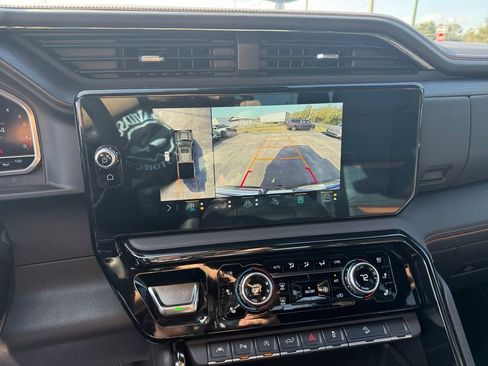 Used 2023 GMC Sierra 1500 AT4 w/ Technology Package image 34