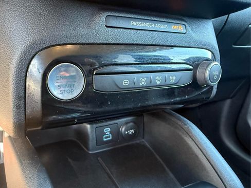 Used 2023 Ford Escape SE FWD image 23
